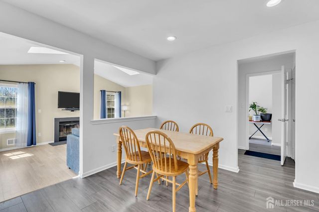 52 Zeller Drive, Franklin Twsp, NJ 08873