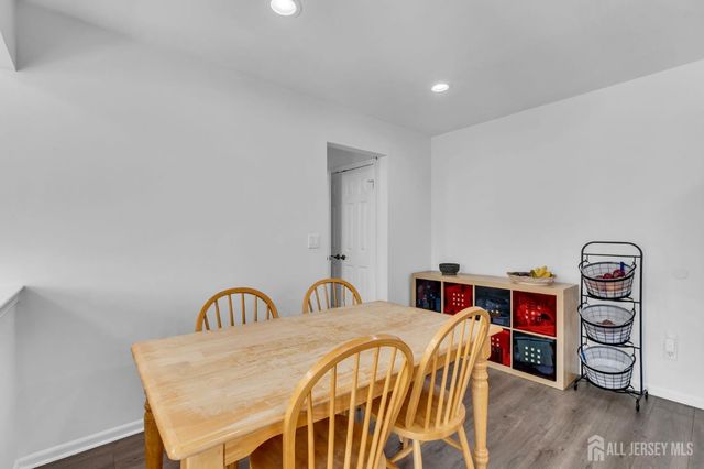 52 Zeller Drive, Franklin Twsp, NJ 08873