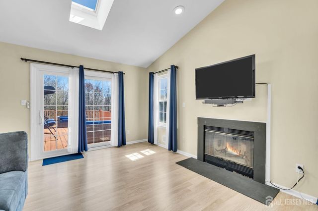 52 Zeller Drive, Franklin Twsp, NJ 08873