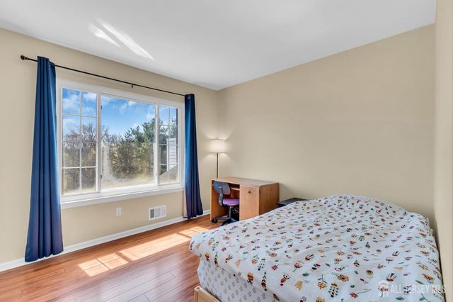 52 Zeller Drive, Franklin Twsp, NJ 08873