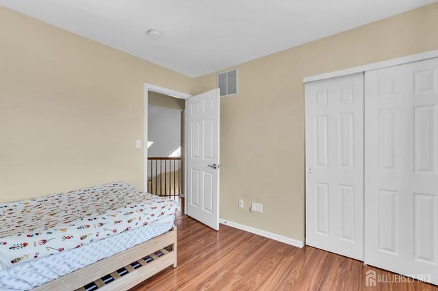 52 Zeller Drive, Franklin Twsp, NJ 08873