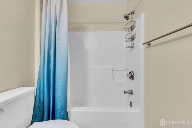 52 Zeller Drive, Franklin Twsp, NJ 08873