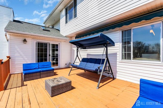 52 Zeller Drive, Franklin Twsp, NJ 08873