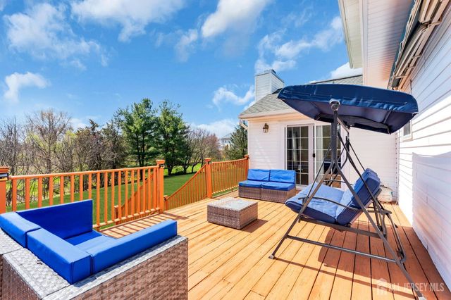 52 Zeller Drive, Franklin Twsp, NJ 08873