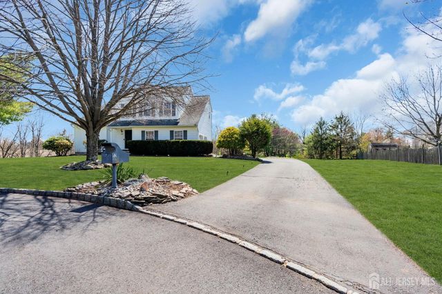 52 Zeller Drive, Franklin Twsp, NJ 08873