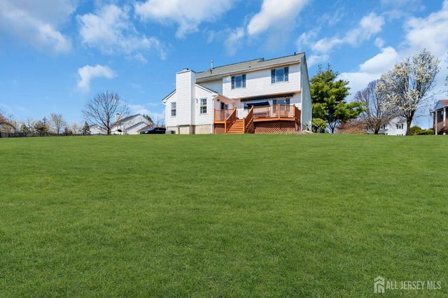 52 Zeller Drive, Franklin Twsp, NJ 08873