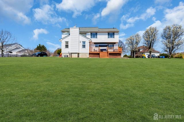 52 Zeller Drive, Franklin Twsp, NJ 08873