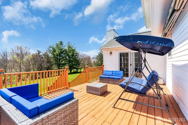 52 Zeller Drive, Franklin Twsp, NJ 08873