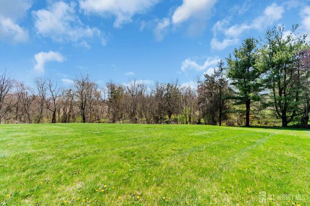 52 Zeller Drive, Franklin Twsp, NJ 08873