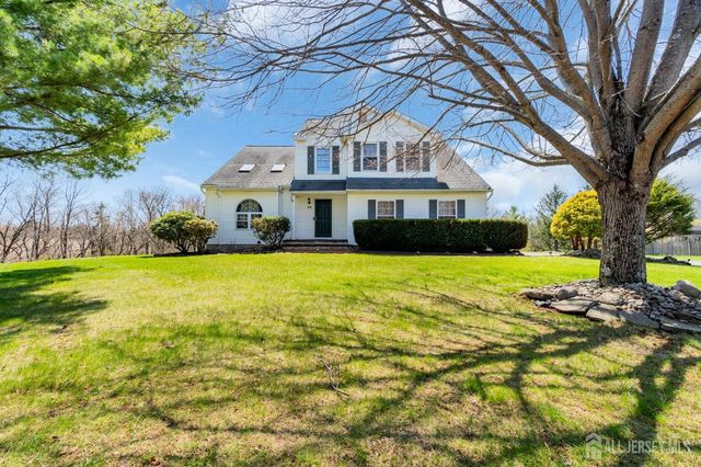 52 Zeller Drive, Franklin Twsp, NJ 08873