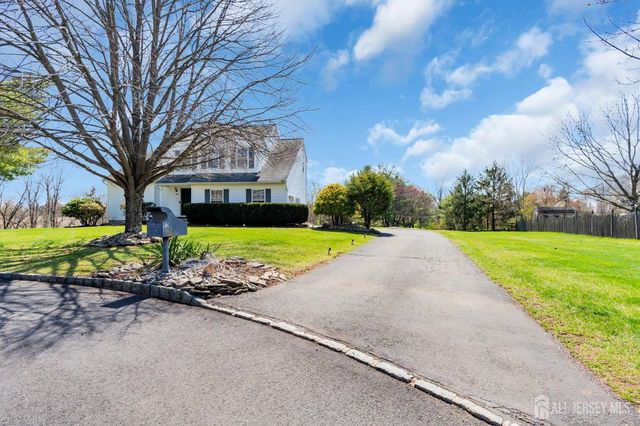 52 Zeller Drive, Franklin Twsp, NJ 08873