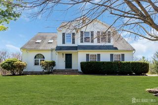 52 Zeller Drive, Franklin Twsp, NJ 08873