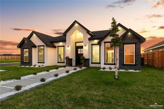 3304 Rabbit Run Avenue, Alton, TX 78572