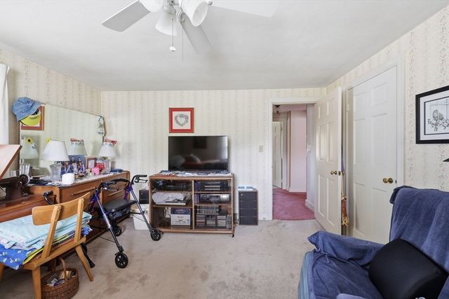 48 Weymouth St, Springfield, MA 01108