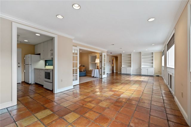 128 N Craig St 901, Oakland, PA 15213