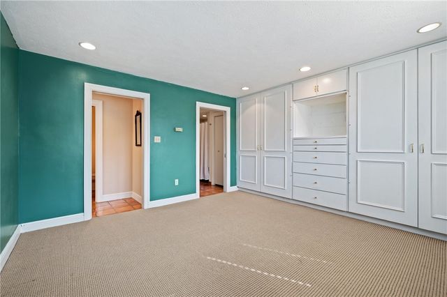 128 N Craig St 901, Oakland, PA 15213