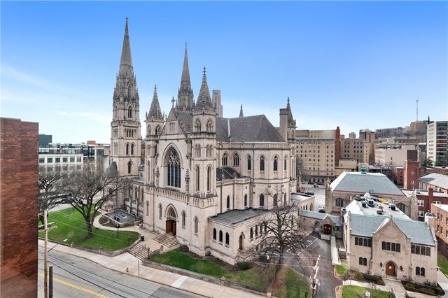 128 N Craig St 901, Oakland, PA 15213