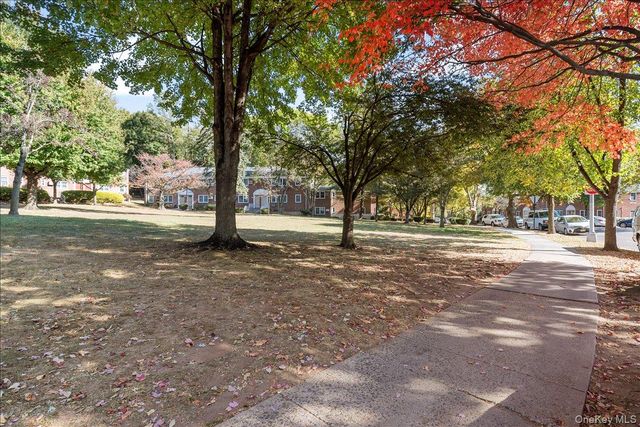 224-14 Kingsbury Avenue B, Bayside, NY 11364