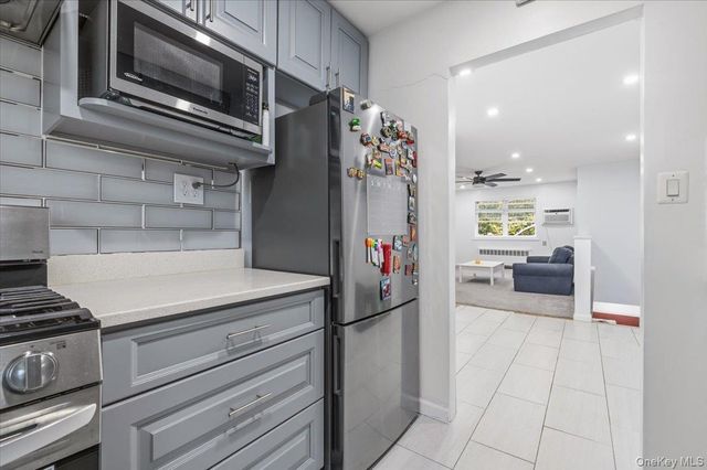 224-14 Kingsbury Avenue B, Bayside, NY 11364