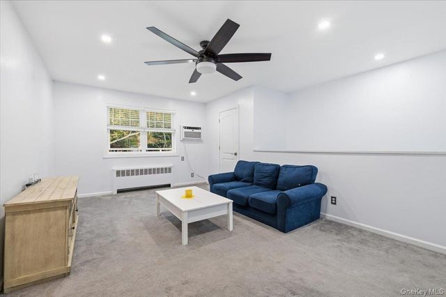 224-14 Kingsbury Avenue B, Bayside, NY 11364