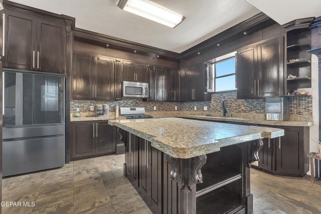 3105 RUSTIC RIVER Place, El Paso, TX 79938