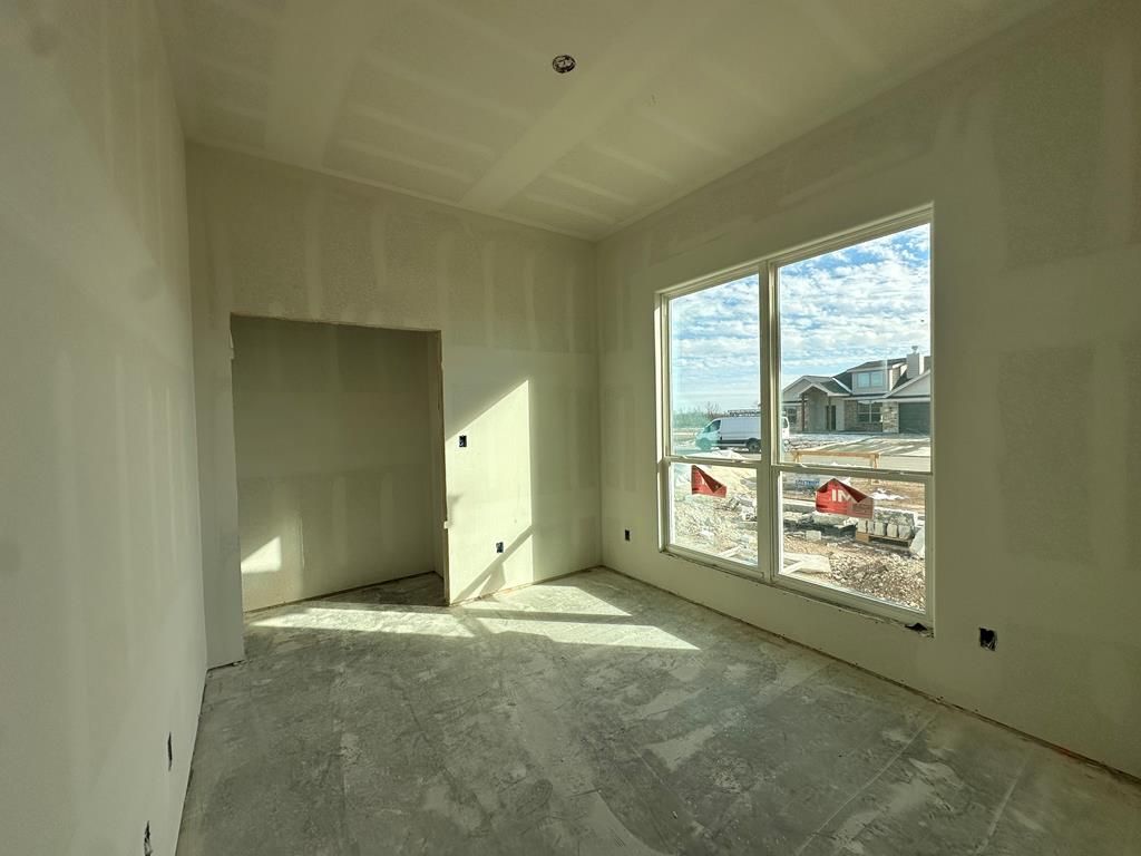 Image 14 of property listing at 9730 Jaguar Trail, San Angelo, TX 76901