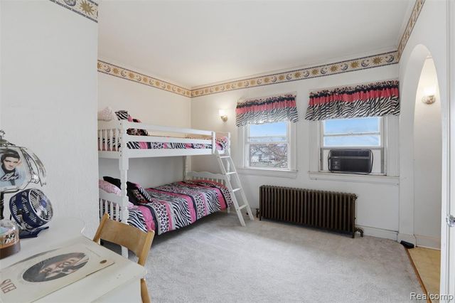 87 Biddle Avenue, Wyandotte, MI 48192