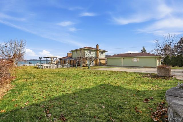 87 Biddle Avenue, Wyandotte, MI 48192