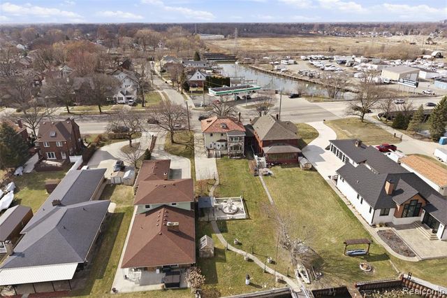 87 Biddle Avenue, Wyandotte, MI 48192
