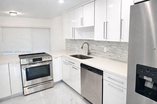 9723 N New River Canal Rd 416, Plantation, FL 33324