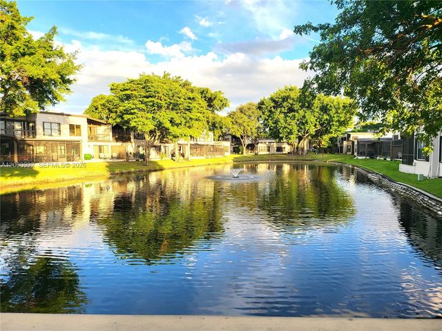 9723 N New River Canal Rd 416, Plantation, FL 33324