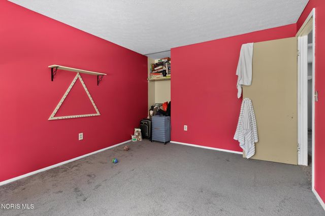 1919 Windbrook Court, Toledo, OH 43611