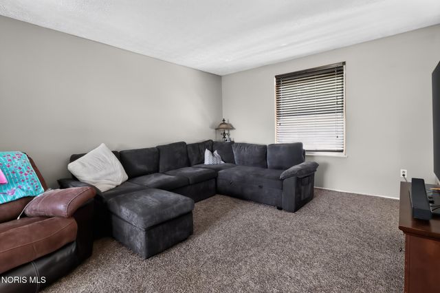1919 Windbrook Court, Toledo, OH 43611