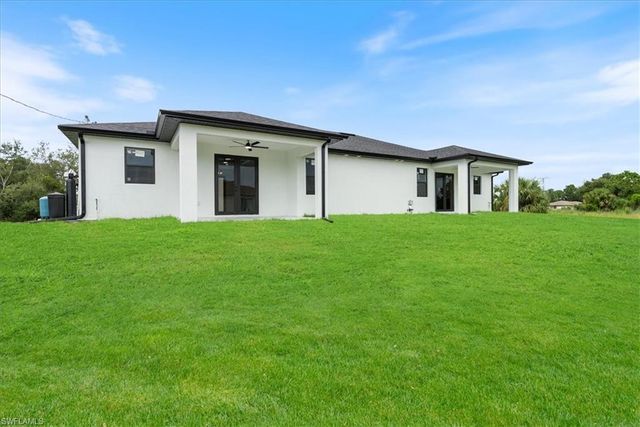 717-719 Gilbert AVE S, Lehigh Acres, FL 33973