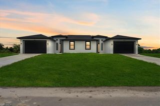 717-719 Gilbert AVE S, Lehigh Acres, FL 33973