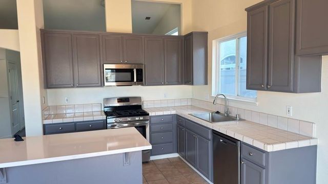 5509 Pountsmonth Dr, Salida, CA 95368