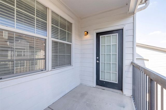 12215 Hunters Chase DR S-4302S, Austin, TX 78729