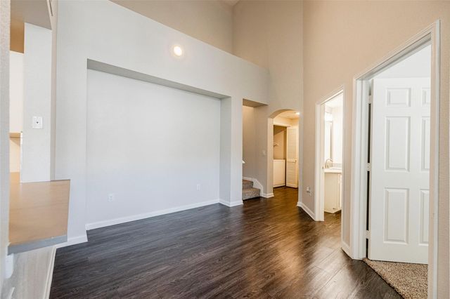 12215 Hunters Chase DR S-4302S, Austin, TX 78729