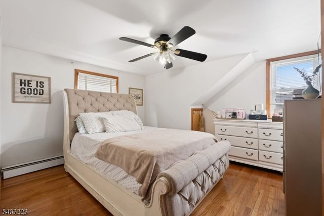 18 W Grochowiak St, South River Boro, NJ 08882