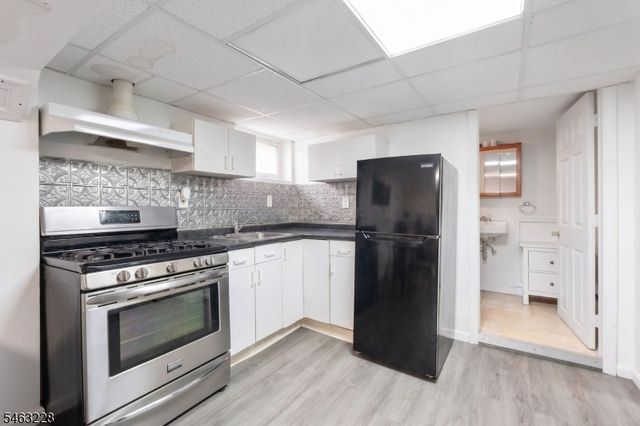 18 W Grochowiak St, South River Boro, NJ 08882