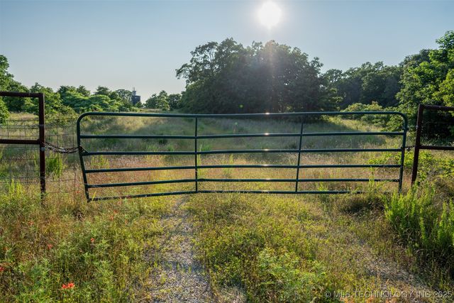 31 S 241st West Avenue, Sapulpa, OK 74066