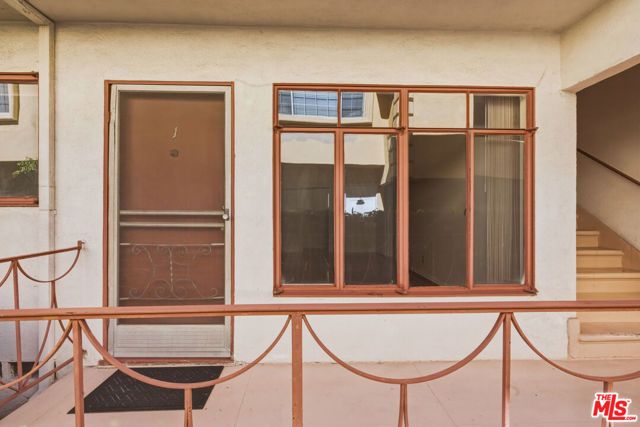 1058 Wooster 1, Los Angeles, CA 90035