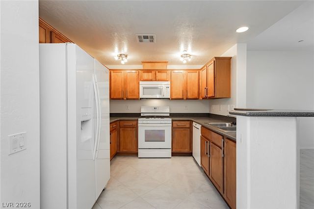 6868 Sky Pointe Drive 1084, Las Vegas, NV 89131