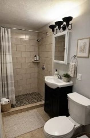 249 Maverick Street 9a, Boston, MA 02128