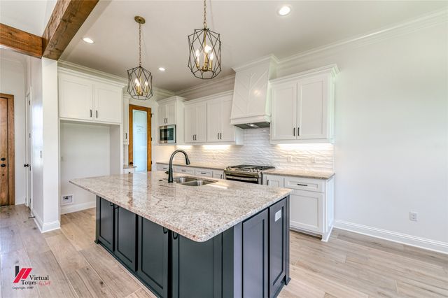 33 Turtle Creek Drive, Benton, LA 71006