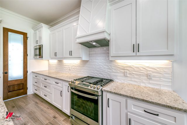 33 Turtle Creek Drive, Benton, LA 71006