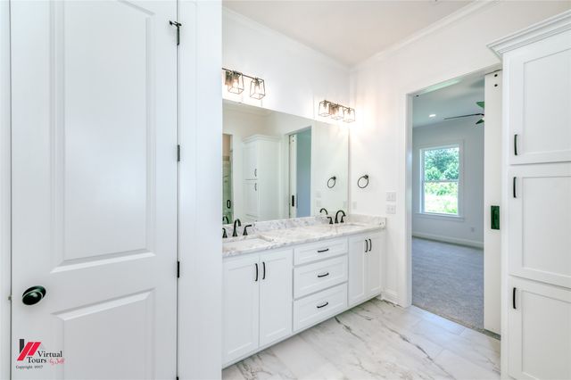 33 Turtle Creek Drive, Benton, LA 71006