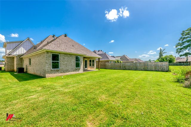 33 Turtle Creek Drive, Benton, LA 71006