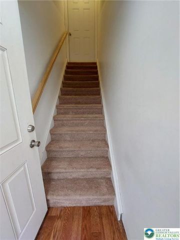 315 Clearfield Street B, Freemansburg Boro, PA 18017