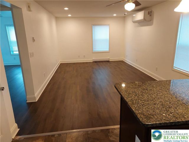 315 Clearfield Street B, Freemansburg Boro, PA 18017